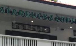 Cửa Hàng Cafe Starbucks